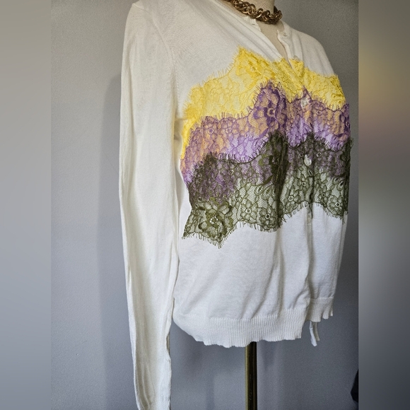 Pierre Cardin White Cardigan Sweater With Pastel Lace. Size Small - Picture 4 of 10